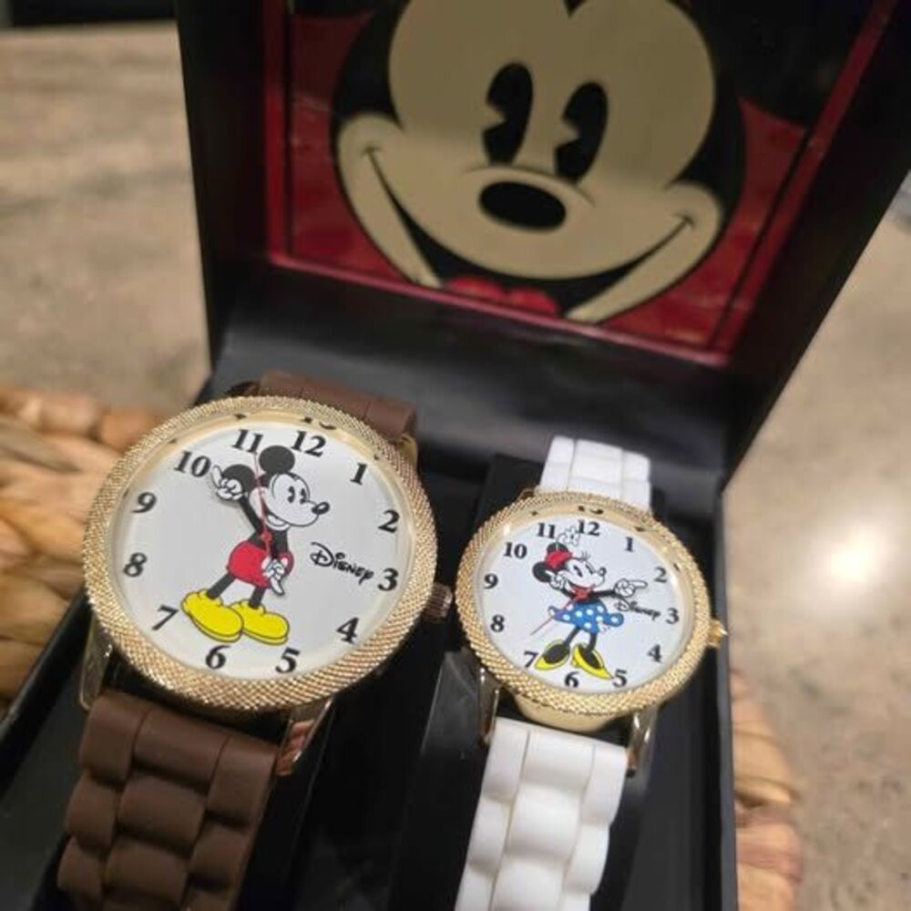 Disney Mickey and Minnie Mouse Watch Set